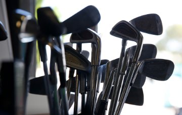 The Recycling Shop - Golf clubs